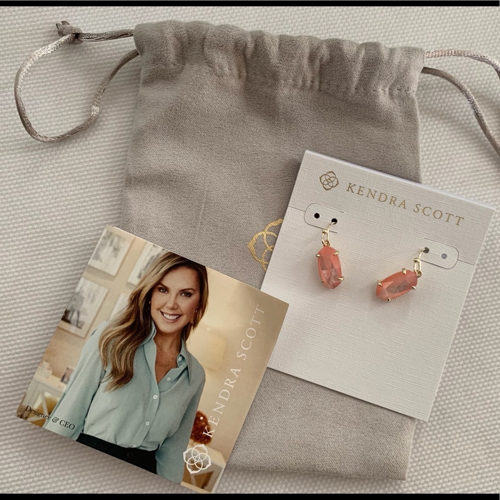 NWT Kendra Scott Lemmi Gold Earrings -Rose Quartz
